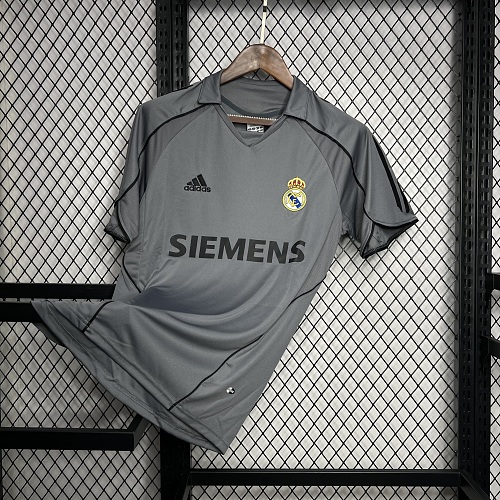 Real Madrid 2005-06 Third Away Retro Jersey
