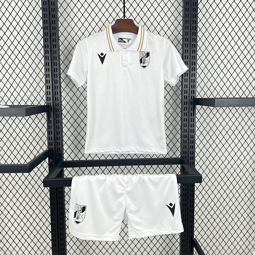 Vitoria de Guimaraes 2024-25 Home Kids Kit