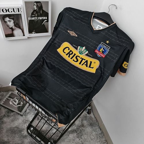Top 1:1 Colo Colo 2011 Away Retro jersey