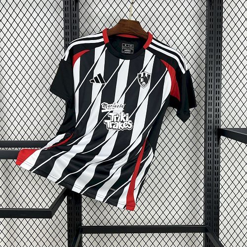 Club de Cuervos Kings 2025-26 Home Football Jersey