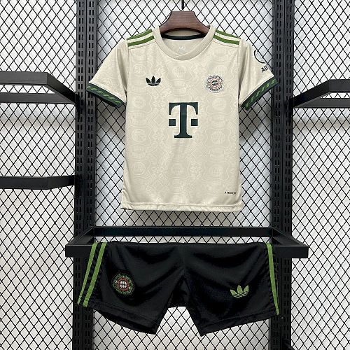Bayern Munich 25-26 Oktoberfest Kids Kit Size：16-28