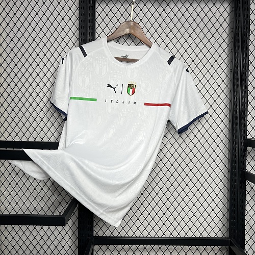Italy 2021-22 Away Jersey