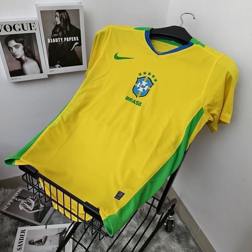 Brazil home 2025 Soccer jersey