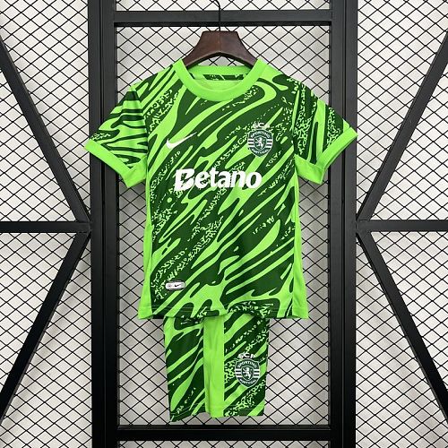 Sporting CP 25-26 Goalkeeper Green Kids Kit Size 16-28
