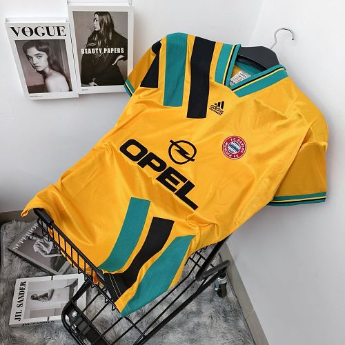 Bayern Munich away 1993/95 Retro jersey