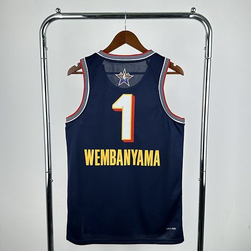All-Star 2025 WEMBANYAMA 1