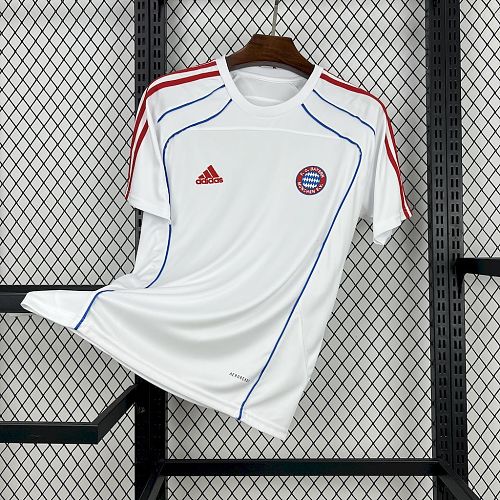 Bayern Munich 2025-26 Leisure Football Jersey