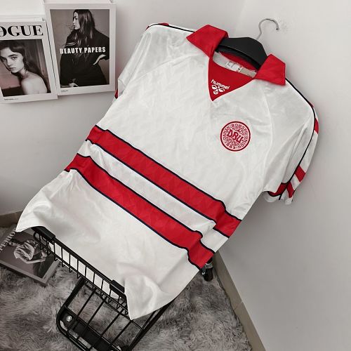 Top 1:1 Denmark 1988 Away Retro jersey