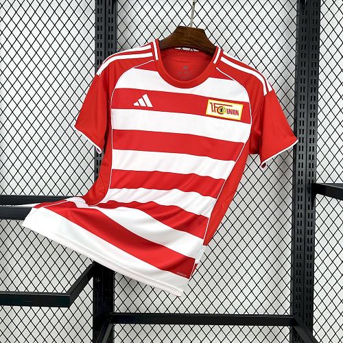Top 1:1 Union Berlin 2025-26 Home Football Jersey