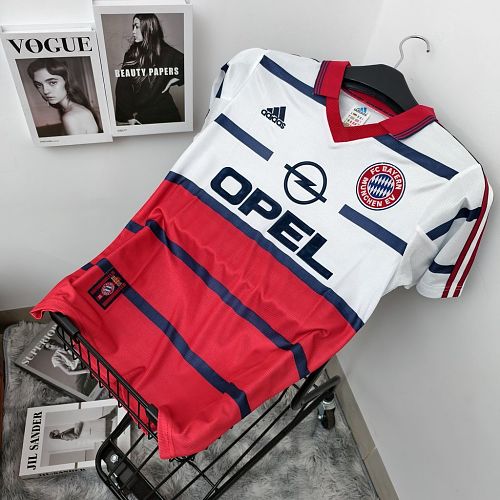 Bayern Munich away 1998/00 Retro jersey