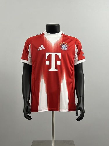 Bayern Munich 25-26 Home Football Jersey S-4XL
